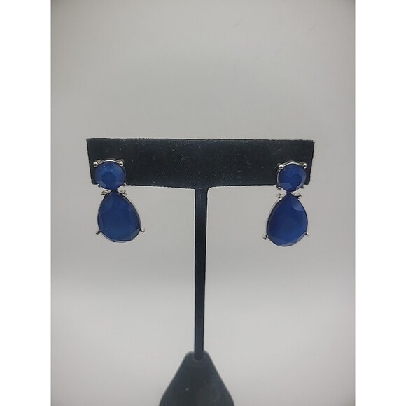 Vintage Earrings Pierced Post Stud Blue Drop Faceted Jewelry Costume - Picture 3 of 16